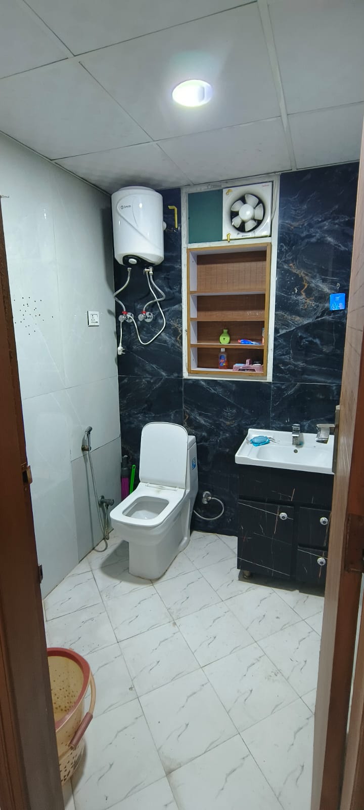 Property Preview - 2 BHK Apartment in Near Hotel Regenta in Noida In Flat #105A, Noida