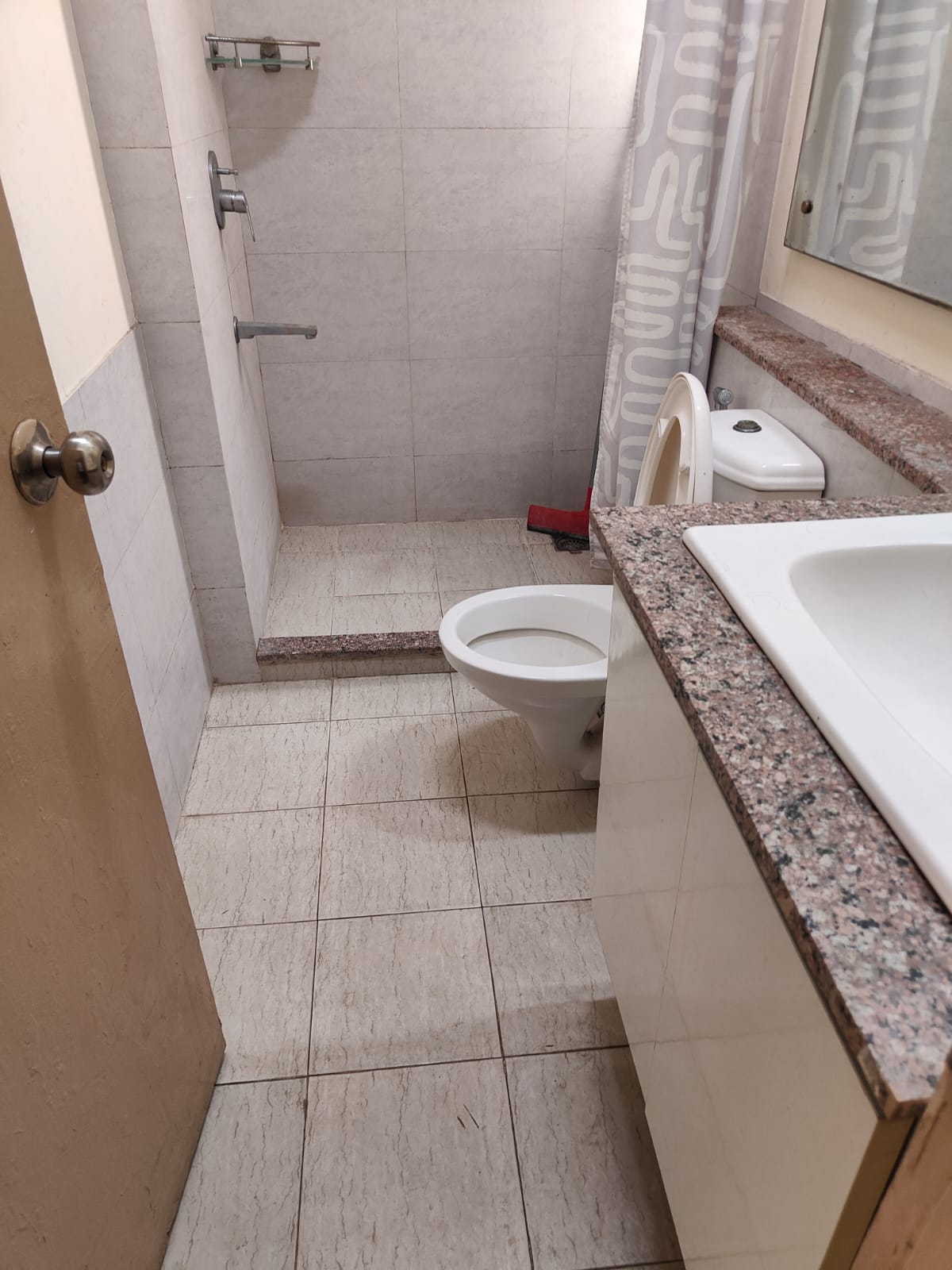 Property Preview - 3 BHK Apartment in Moti Nagar, Shivaji Marg in Delhi In DLF Capital Greens, Delhi