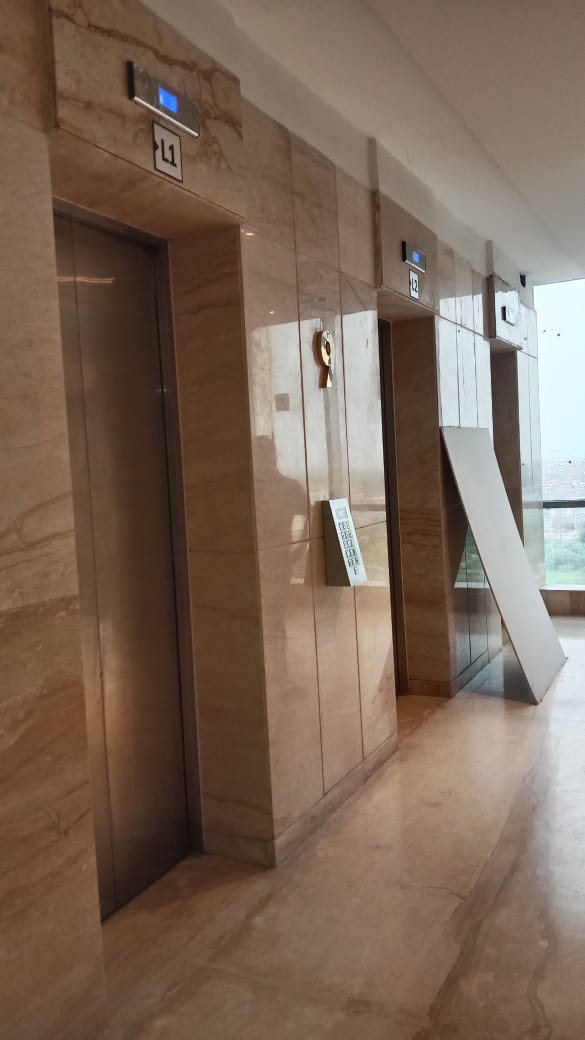 Property Preview - 0 BHK Commercial in SEC 90 in Noida In ALPHATHUM TOWER B, Noida