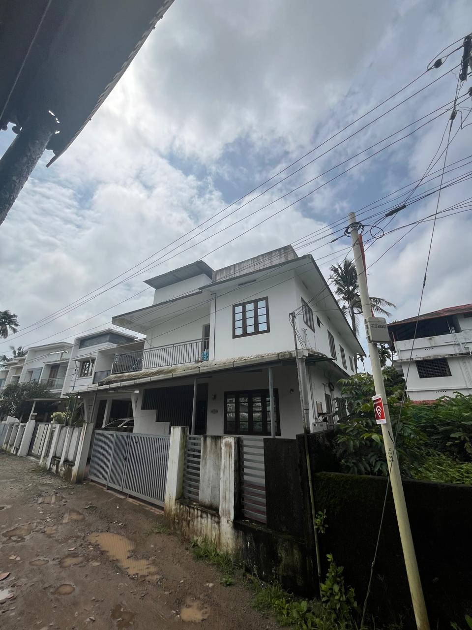Property Preview - 1 BHK Apartment in Near RB Home in Kochi In 3 flat, Kochi